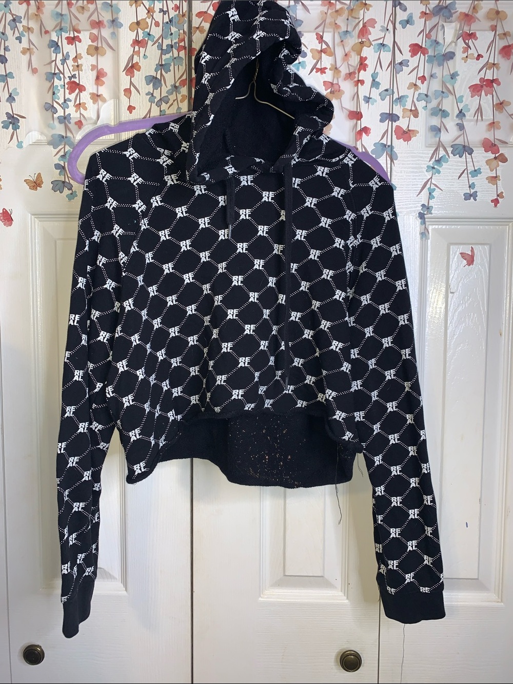 Forever 21 Black & White Patterned Cropped Hoodie